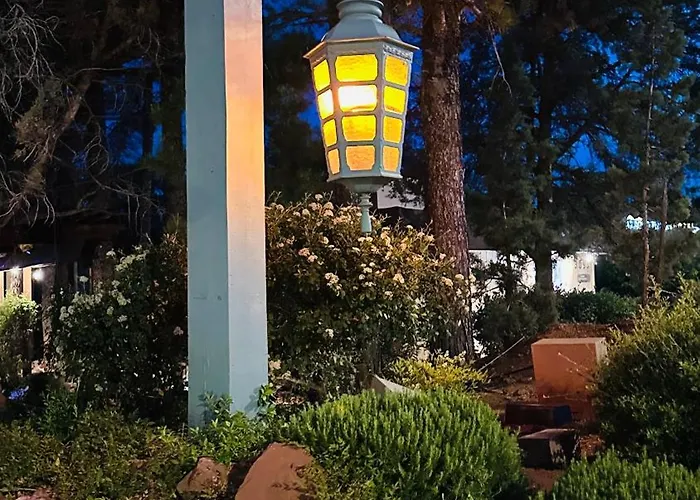 Lantern Light - Romantic Getaway (adults Only) 3* Sedona