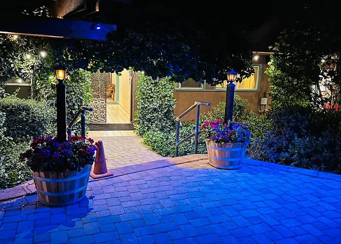 Lantern Light - Romantic Getaway (adults Only) Mini-hôtel