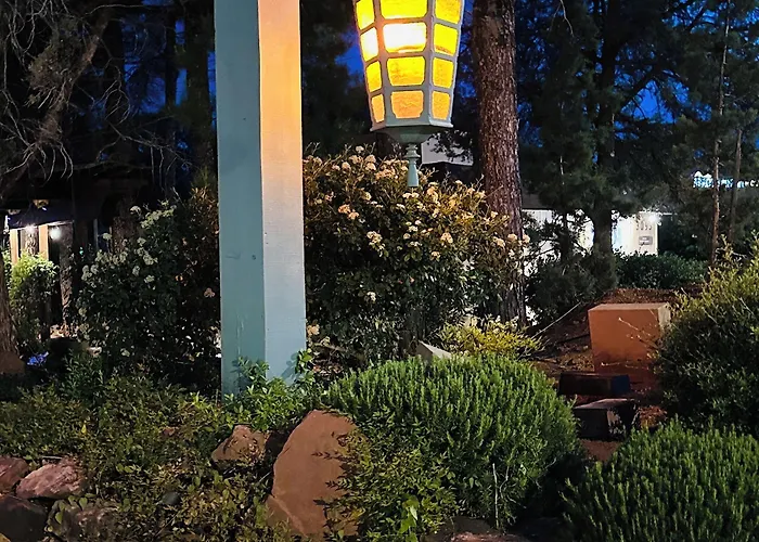 Lantern Light - Romantic Getaway (adults Only) 3* Sedona